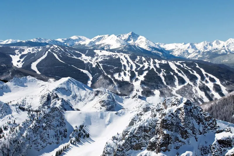 5d1dc243c2cc8vail ski holidays