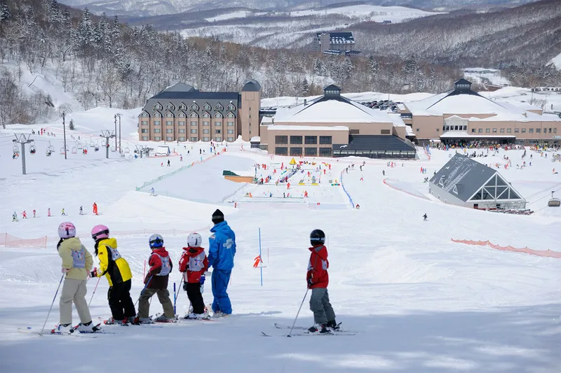 5d1dc3ca10b6ckiroro kids ski school