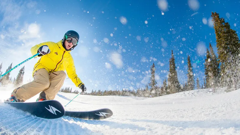 Snowmass Groomer Sunny © Hal Williams 16x9