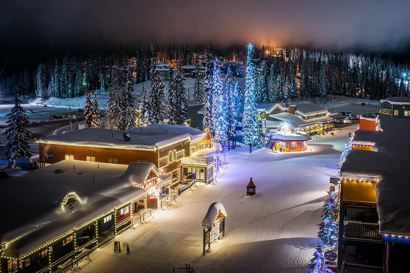 Silver Star Village at Night © Blake Jorgenson Photography Ltd