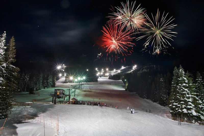 Mt Hood Ski Bowl © Oregon's Mt Hood Territory