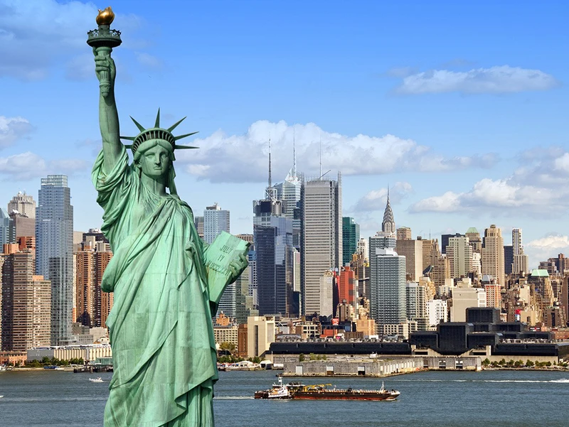 New York Cityscape Statue of Liberty