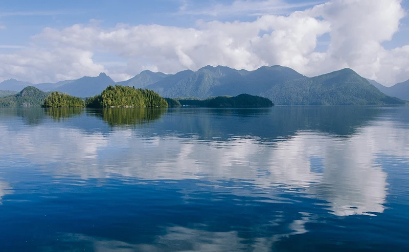 Vancouver Island - Calm Water