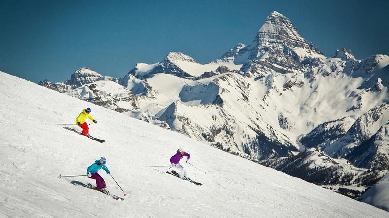 5d1dc81cddbcbbanff sunshine village skiers scenic credit banff lake louise tourism paul zizka photography16x9
