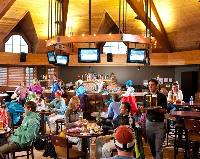 One Ski Hill Place - Bar