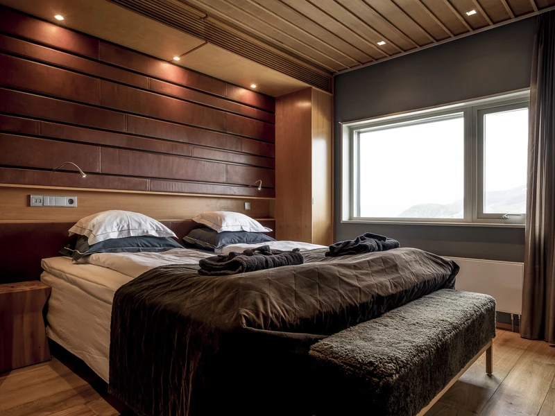 5d1dc8b21624bcopperhill mountain lodge bronze room credit copperhill jonas kullman