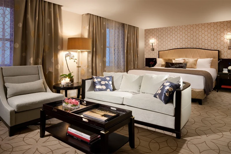 5d1dc8cd883d3rosewood hotel georgia deluxe room