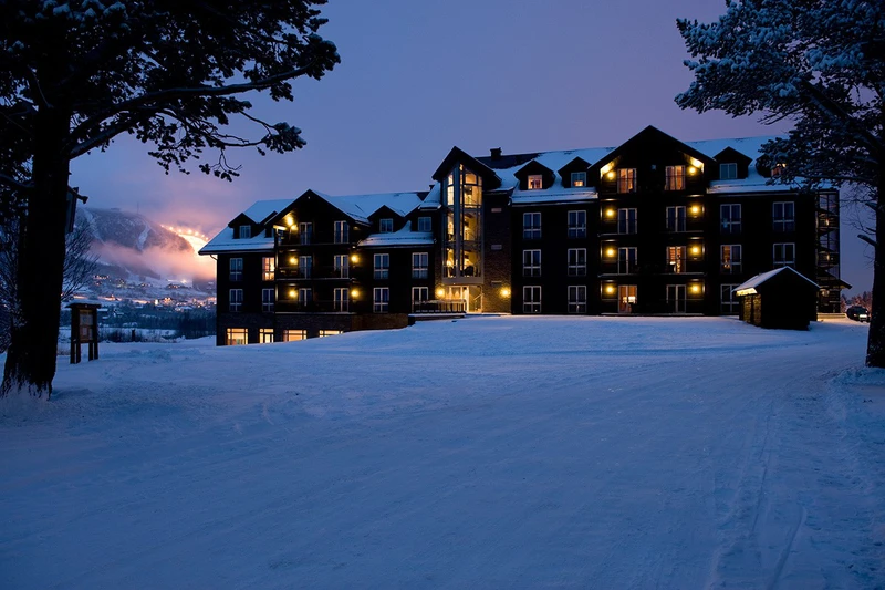 5d1dc90a64559vestlia resort external