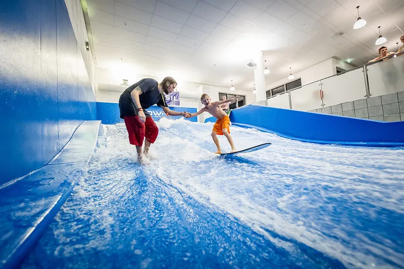 5d1dc94ac4eedradisson blu resort trysil pool surfing wave