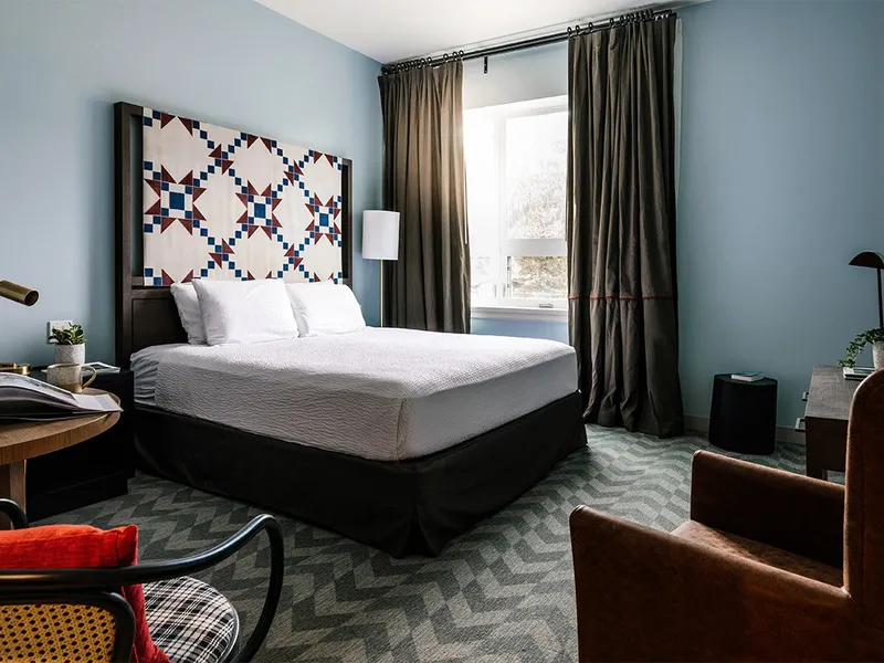 5d1dc99535f6fmount royal hotel heritage room