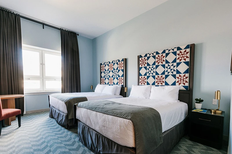 5d1dc9969667bmount royal hotel double queen