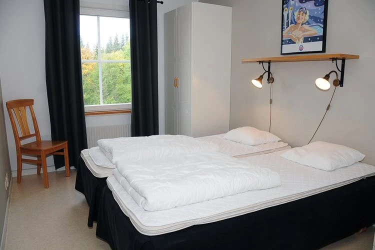 5d1dc9aa2460bhuset bjornen bedroom credit skistar