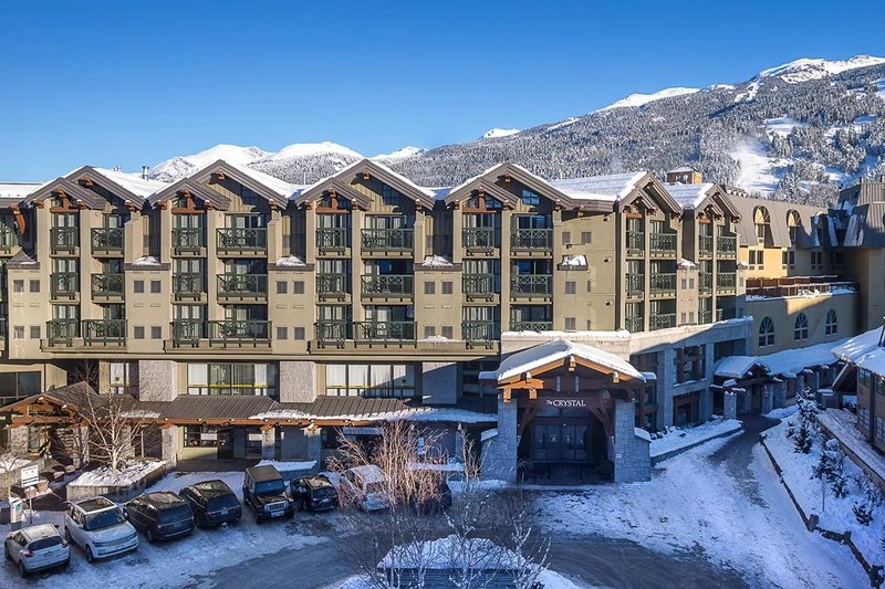 Crystal Lodge Winter Exterior © Brad Kasselman Coastphoto