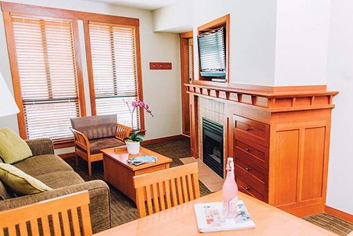 5d1dca10e9799pan pacific mountainside 1 bedroom