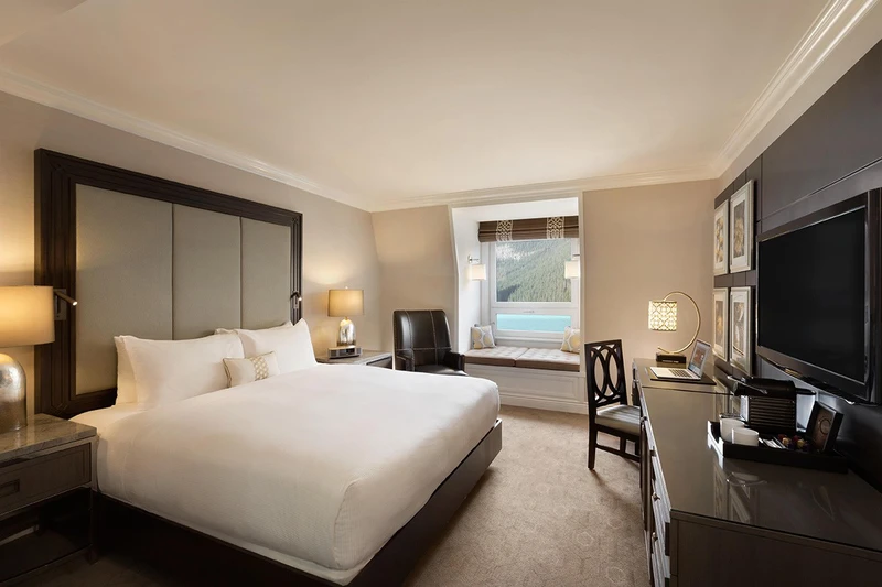 5d1dcaba1e944fairmont chateau lake louise gold room credit fairmont