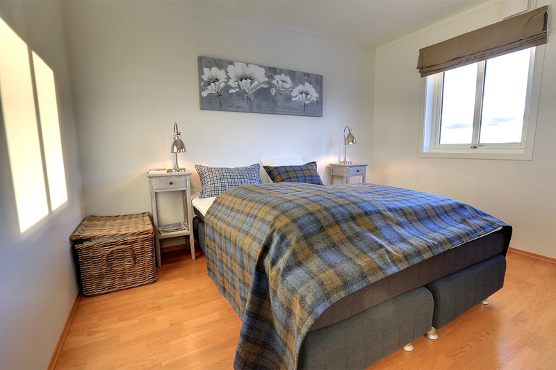 5d1dcaf3cd7d9stolstunet apartments double bedroom