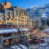 Sundial Hotel Exterior Village