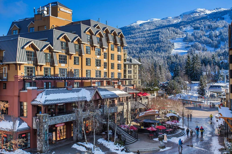 Sundial Hotel Exterior Village