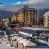 Sundial Hotel Exterior - Gondola