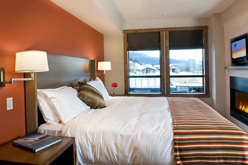 5d1dcb3cd438bevolution 3 bedroom