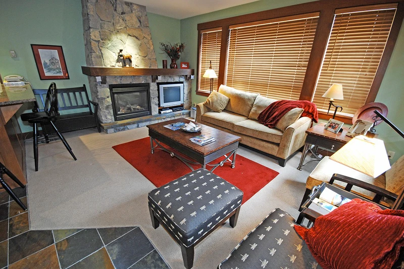 5d1dcb4cb642cstonebridge lodge interior