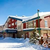 White Crystal Inn Exterior