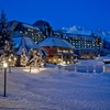 Hotel Alyeska Exterior © Ken Graham