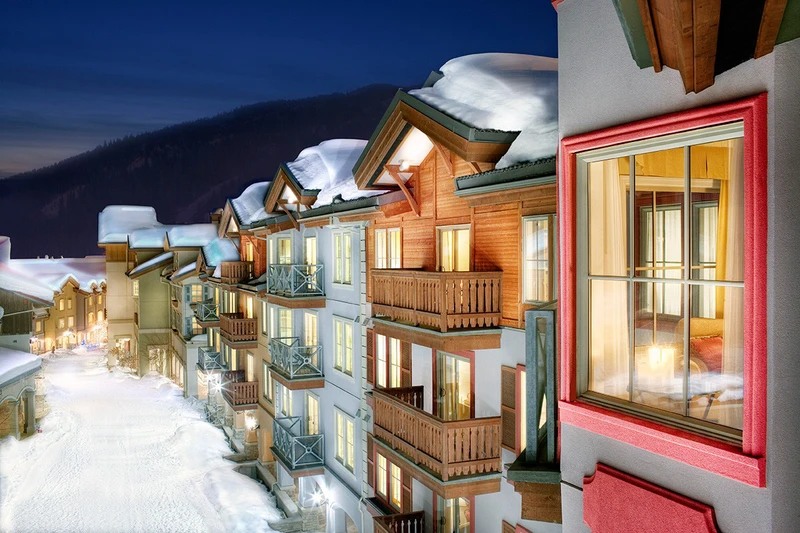 Sun Peaks Grand Residences Exterior © Robert Leon