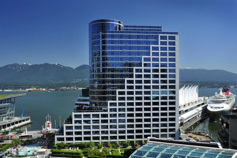 Fairmont Waterfront Vancouver Exterior