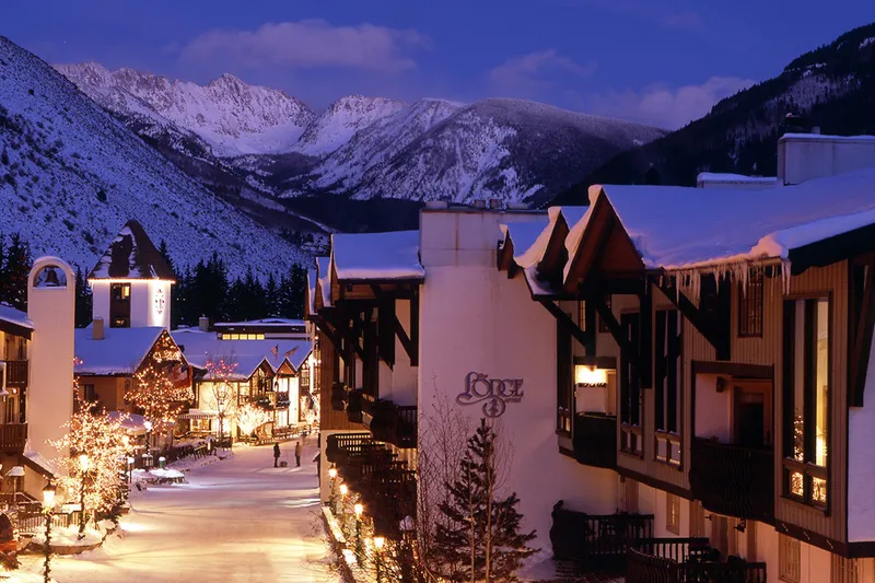 The Lodge at Vail Exterior