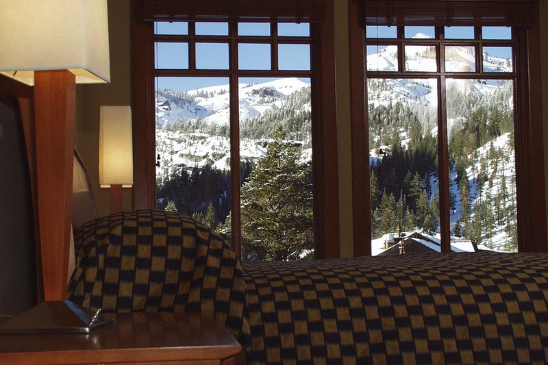 5d1dcd423f890the village at squaw 2 bed