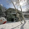 Phoenix Hotel - Exterior in Snow