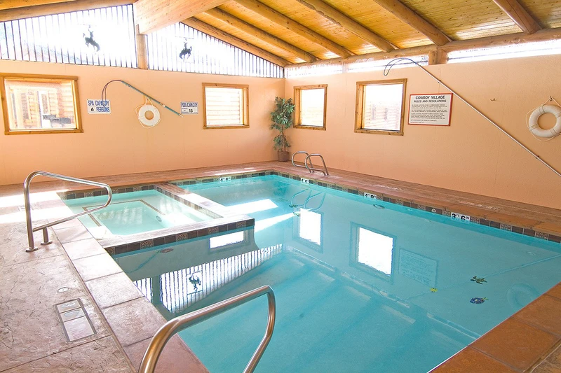 Cowboy Village - Pool