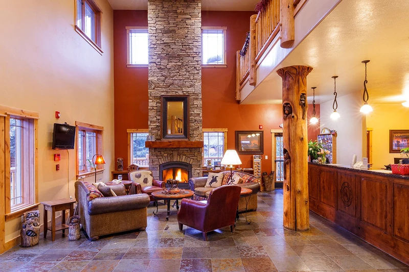 Cowboy Village - Lobby