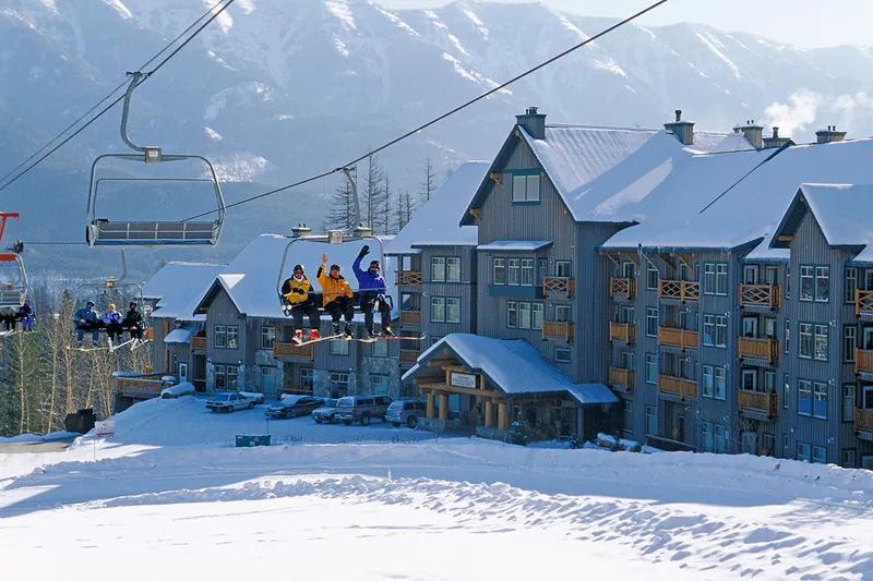 Snow Creek Lodge Exterior