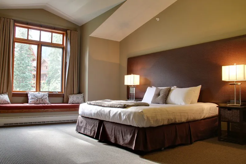 5d1dcf4b610abcopper horse lodge suite 1