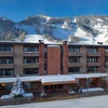 Aspen Square Hotel - Exterior Daytime