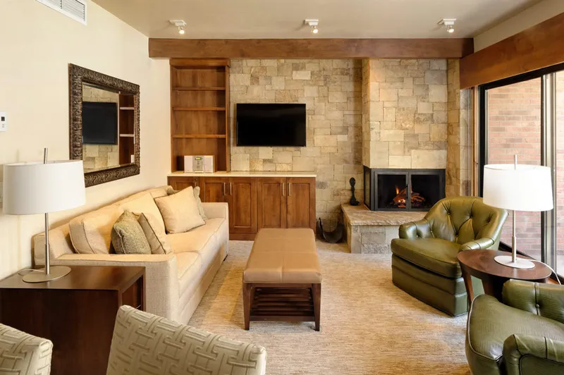 5d1dcf74be33daspen square two bedroom new