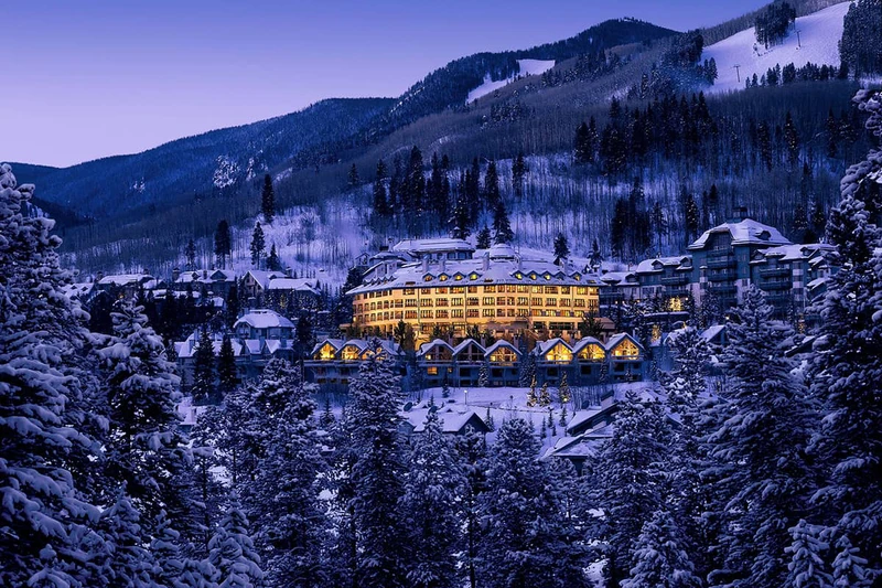 The Pines Lodge Exterior