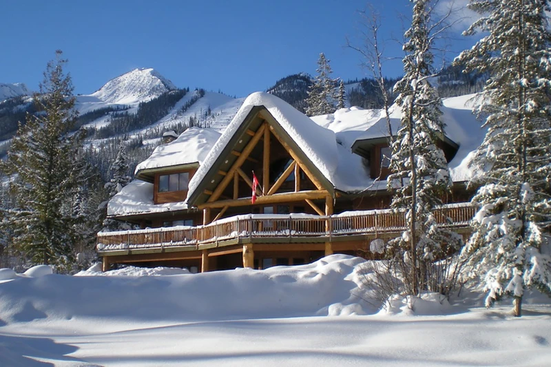 Vagabond Lodge Exterior