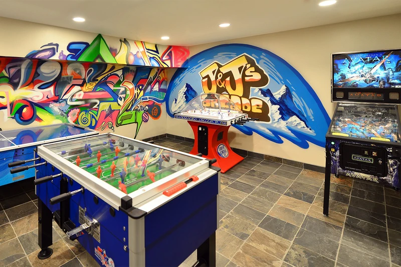 5d1dd09995e41prestige mountain resort rossland jjs arcade