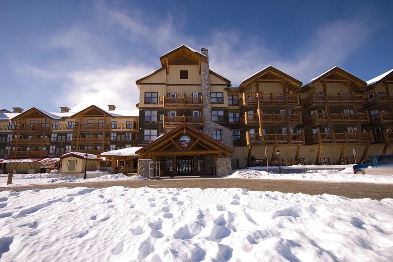 The Trickle Creek Lodge Exterior
