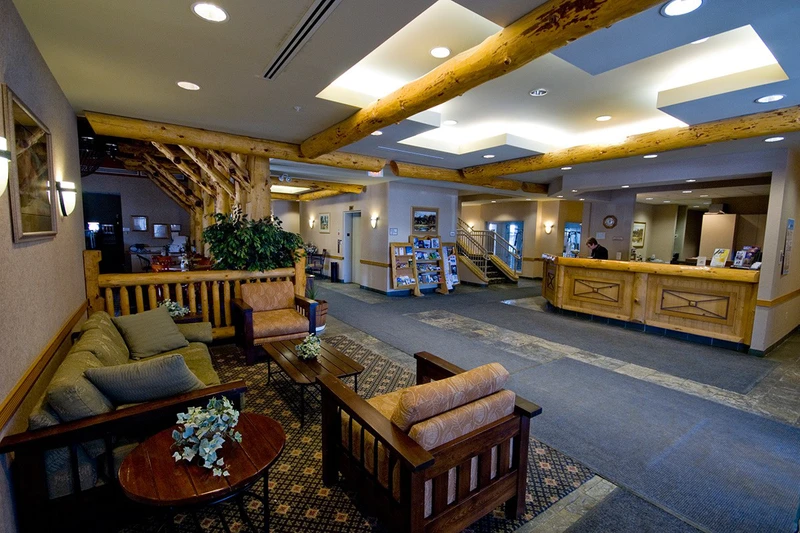 5d1dd0b989be3trickle creek lodge lobby