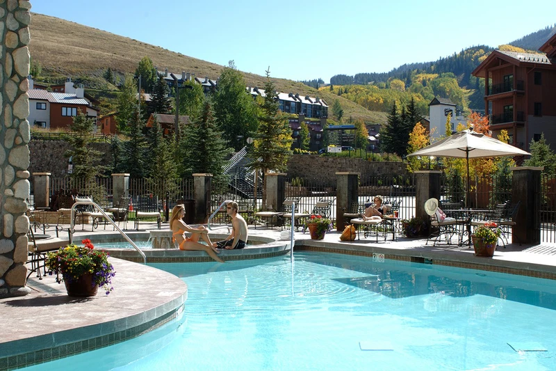 Grand Lodge - Pool