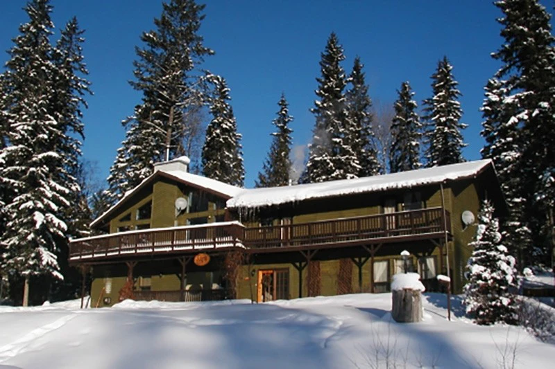 5d1dd0f552b48fernie private homes beavertail lodge