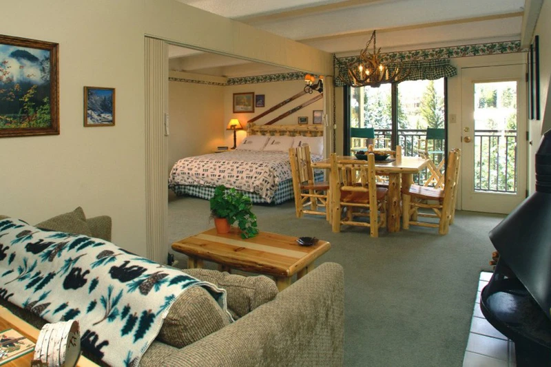 5d1dd12155a80antlers studio