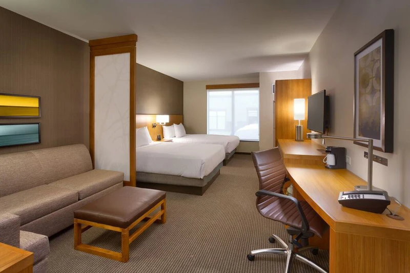 5d1dd185a605chyatt park city double queen