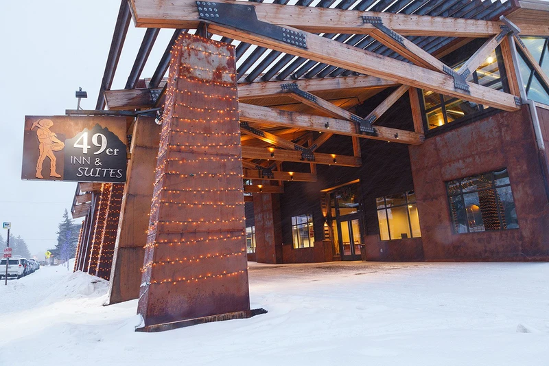 49er Inn & Suites - Exterior © David J Swift