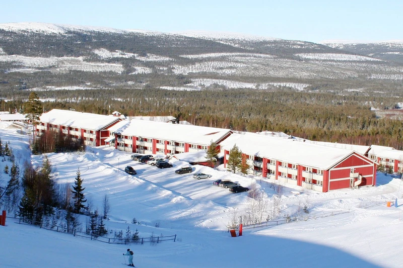 Stöten Mitt - Exterior