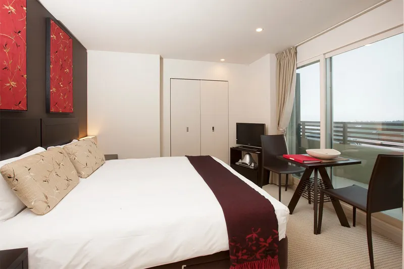 5d1dd2a56e280freshwater studio